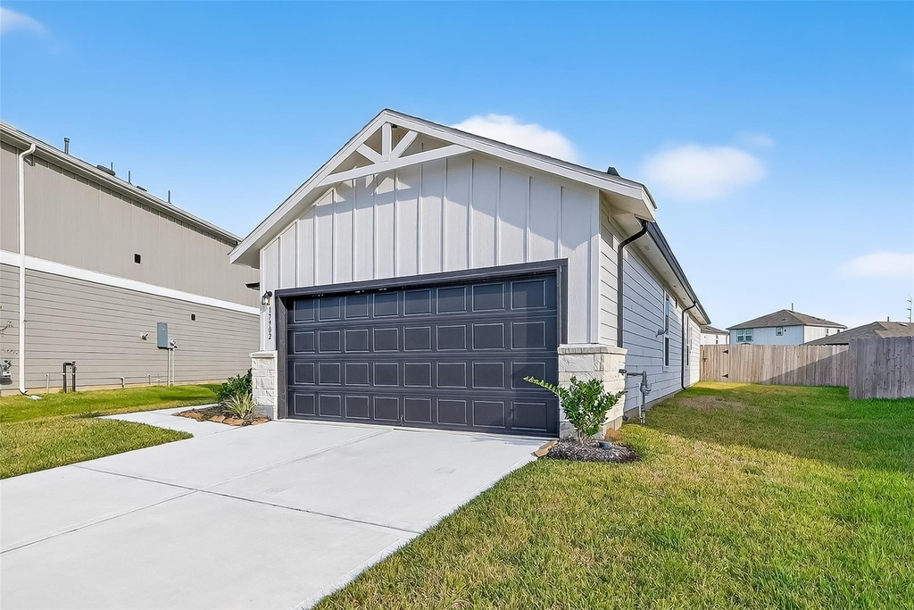 17902 Slurry Rake Lane - Photo 3
