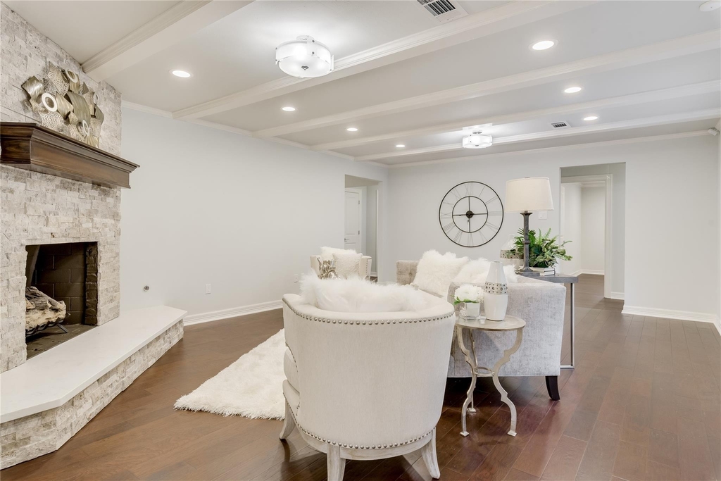 1010 Thornton Road - Photo 4