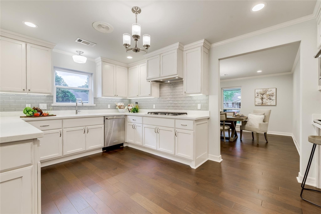 1010 Thornton Road - Photo 10