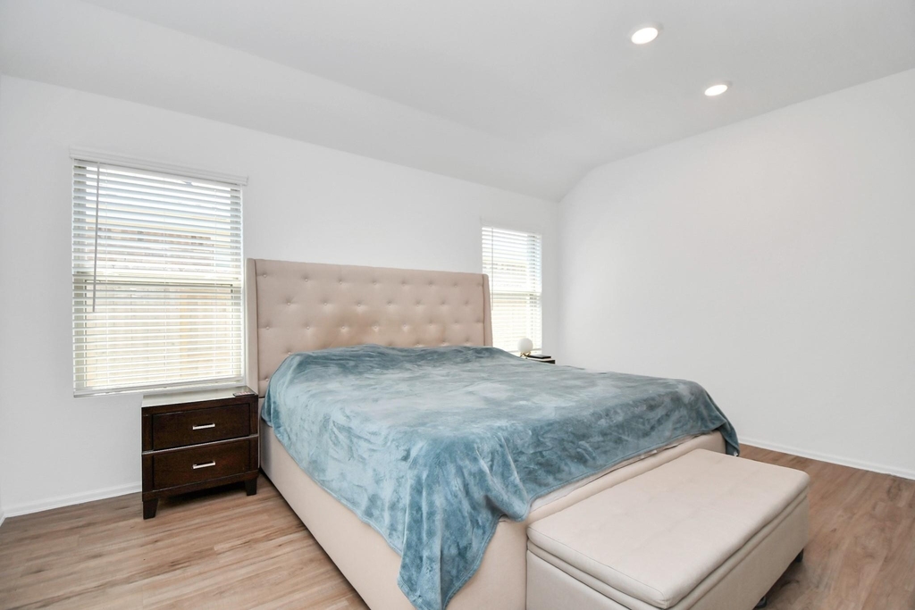 18518 Hilltop Climb Drive - Photo 19