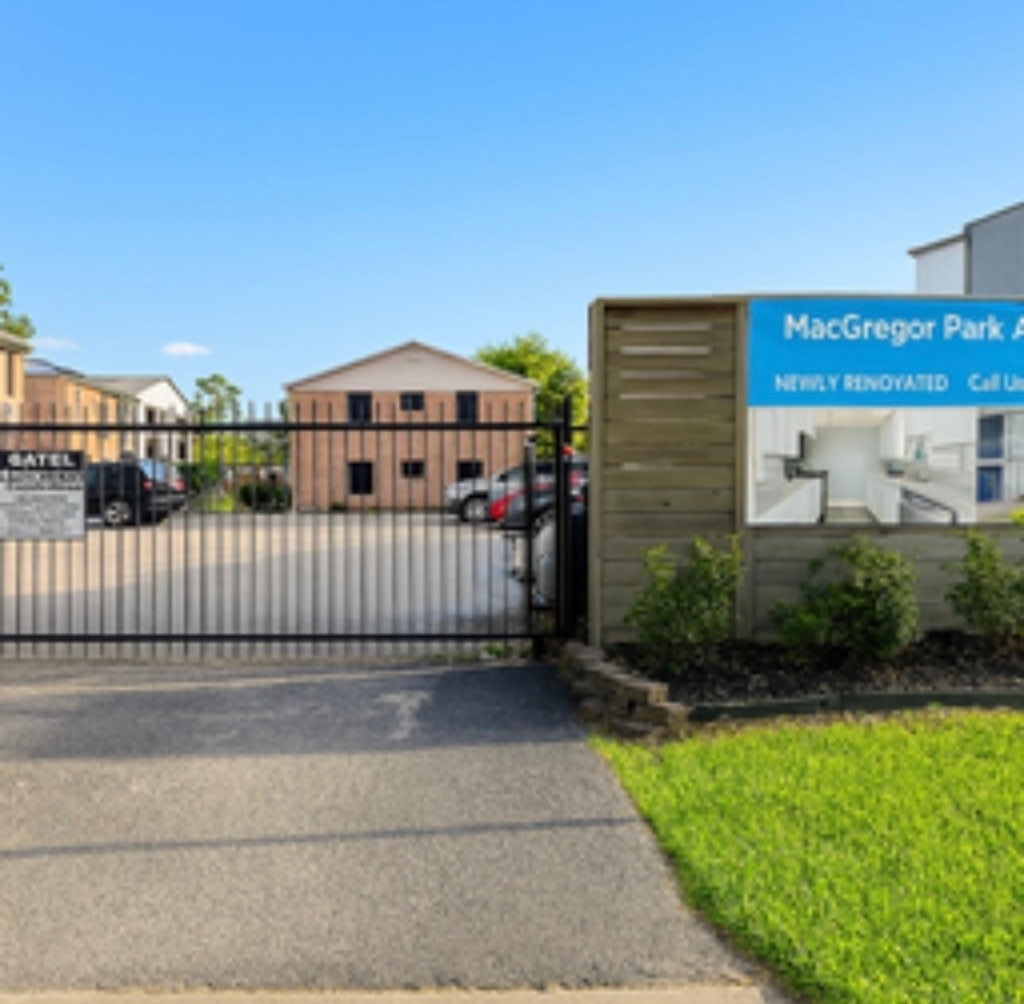 3316 N Macgregor Way - Photo 16