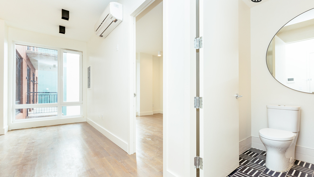 1068 Fulton St - Photo 8