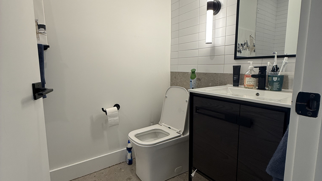 75 McGuinness Blvd - Photo 4