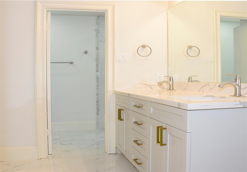 102 E Mistybreeze Circle - Photo 17