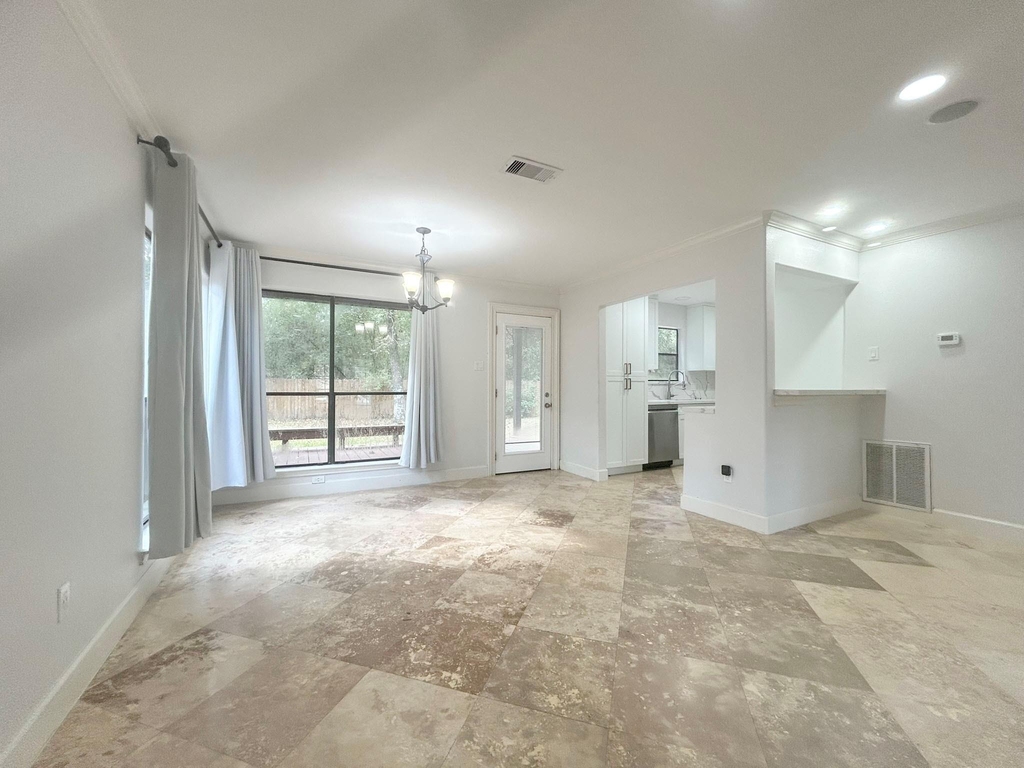 102 E Mistybreeze Circle - Photo 12