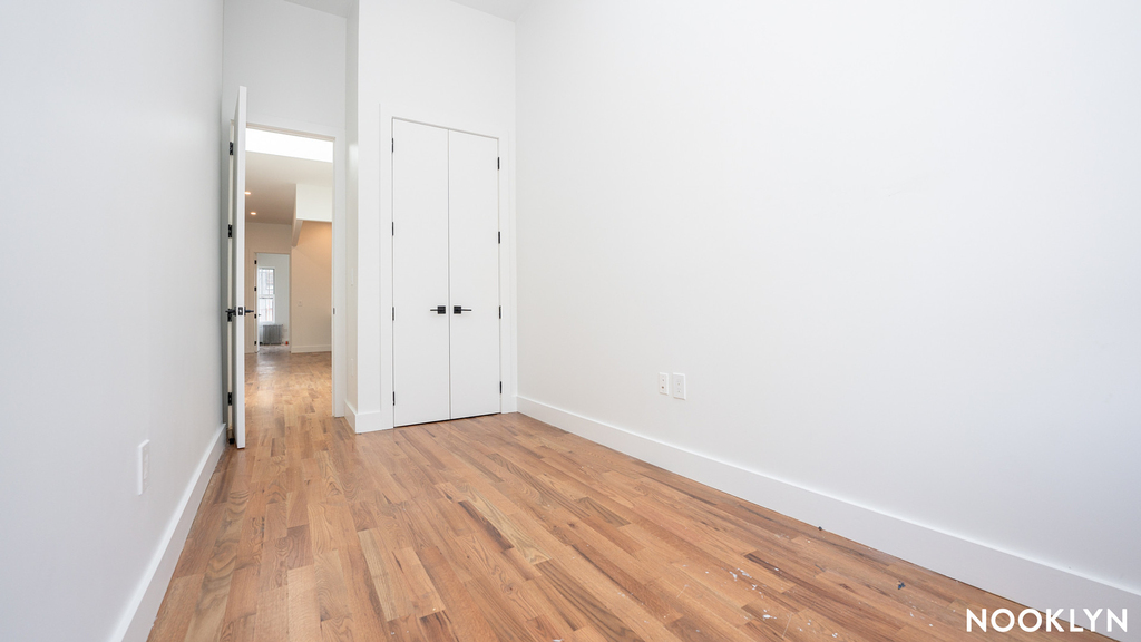 776 Hart St - Photo 15