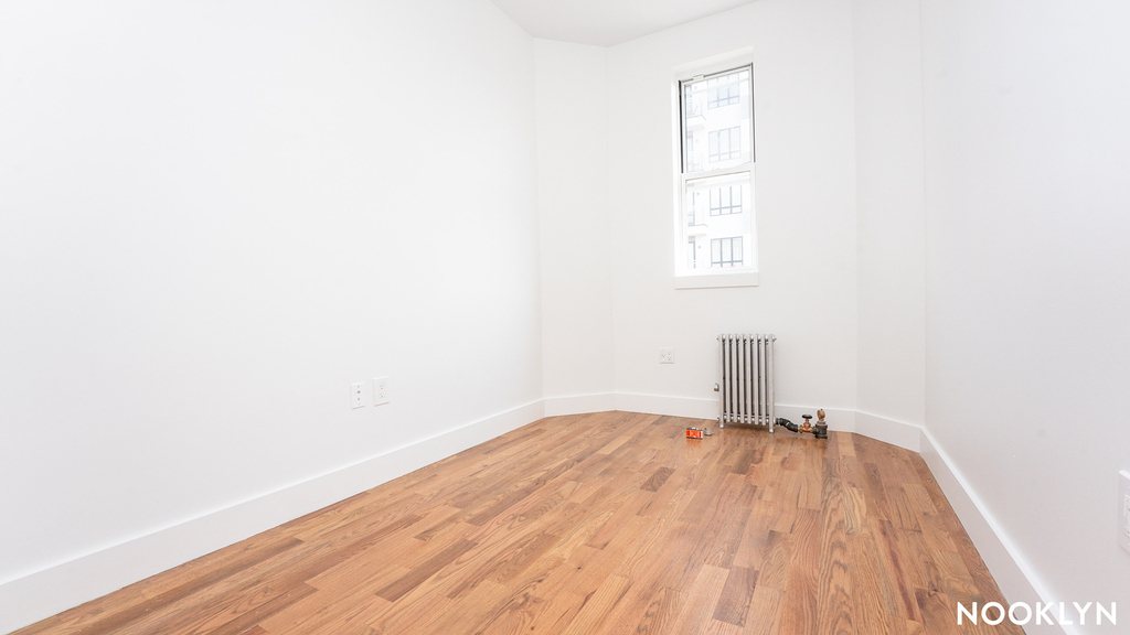776 Hart St - Photo 8