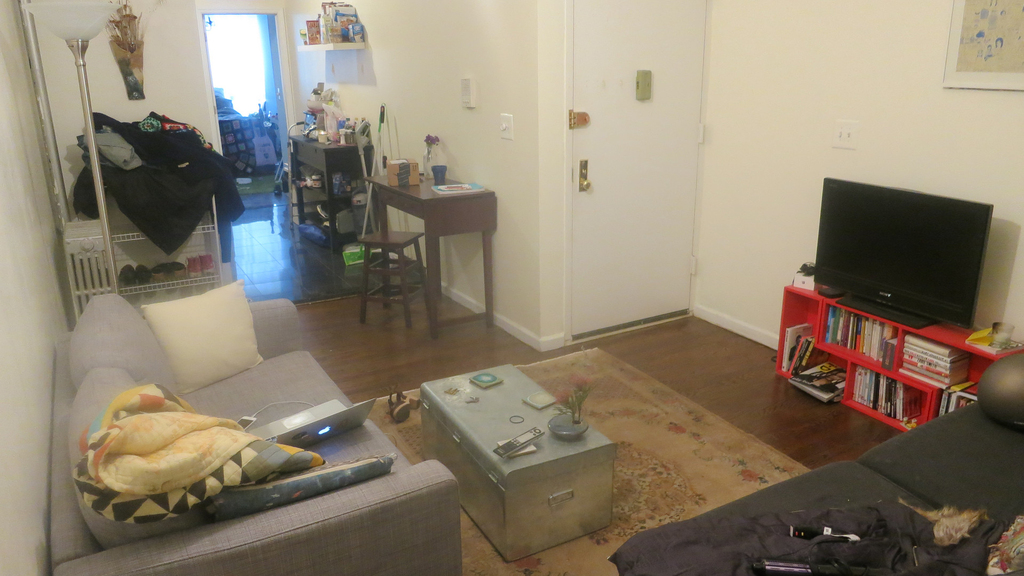 293 Troutman St - Photo 5