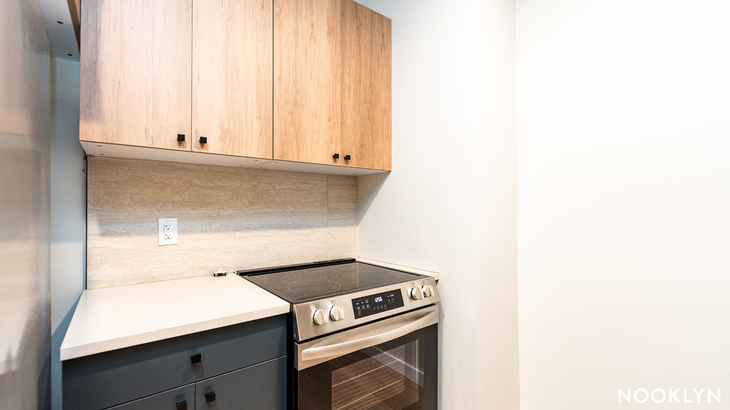 1584 Fulton St - Photo 15