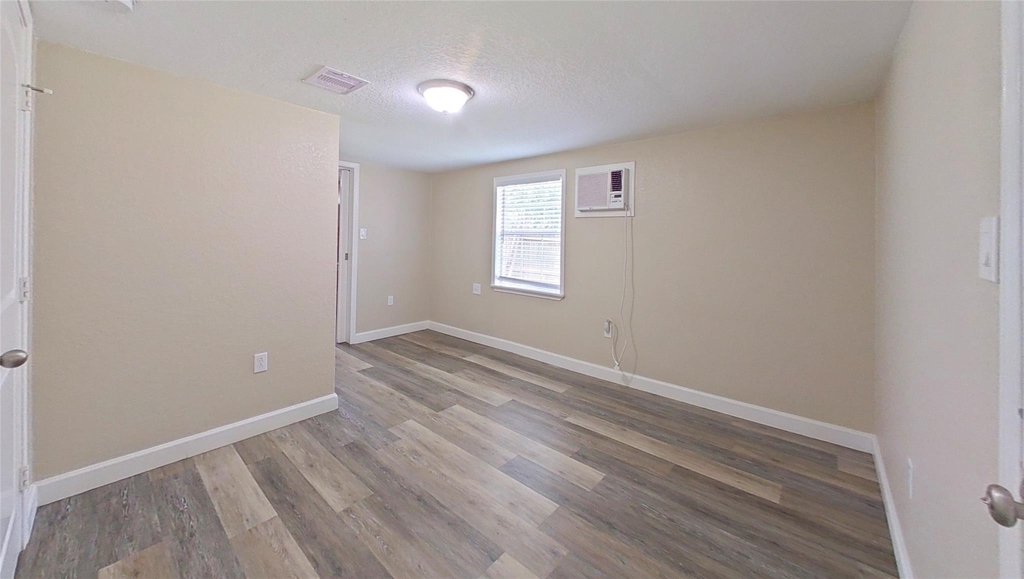 706 S Blackwell Street - Photo 15