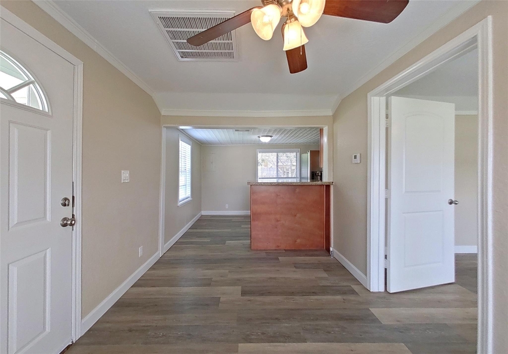706 S Blackwell Street - Photo 6
