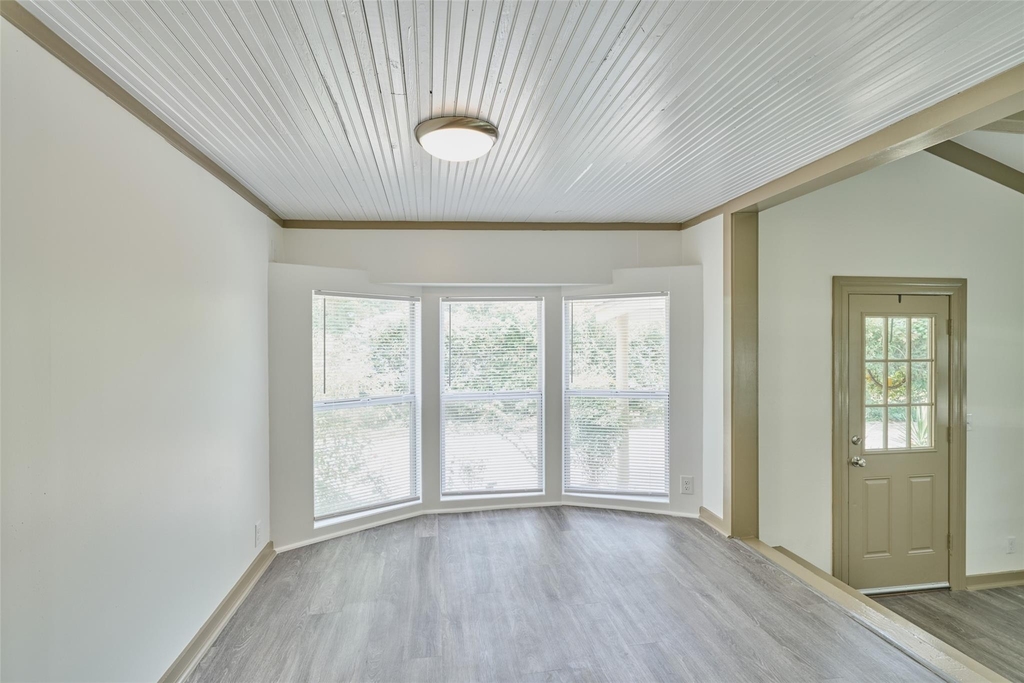220 Belmont Street - Photo 16