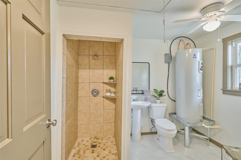 220 Belmont Street - Photo 22