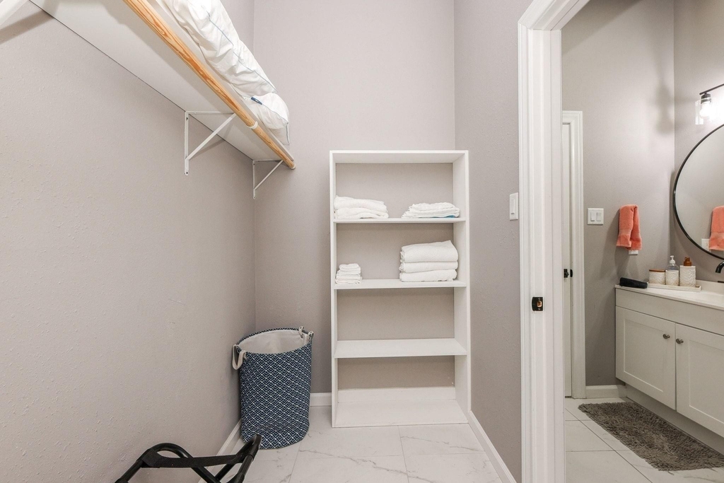 5830 Doolittle Boulevard - Photo 35
