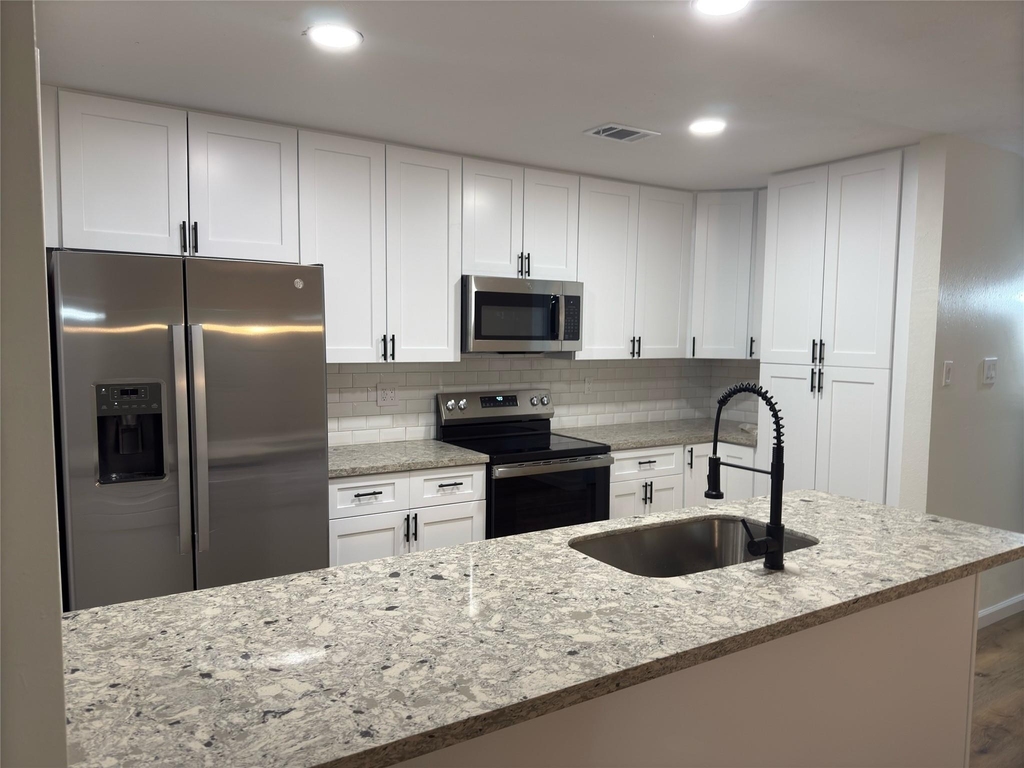 6731 Blue Ridge Drive - Photo 5