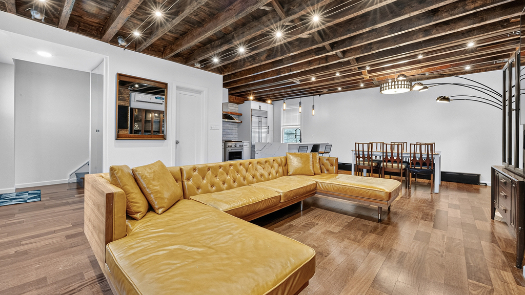 55 McGuinness Blvd - Photo 5