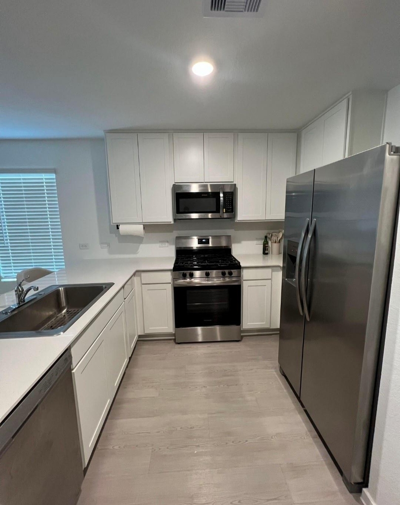 5211 Red Drum Dr - Photo 3