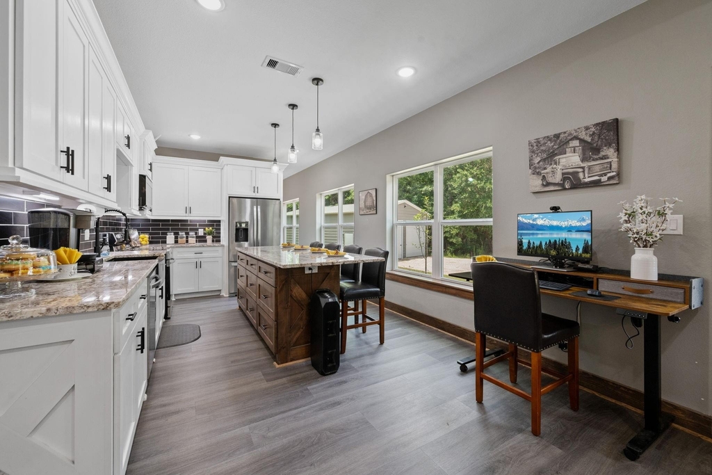 376 Jill Street - Photo 12