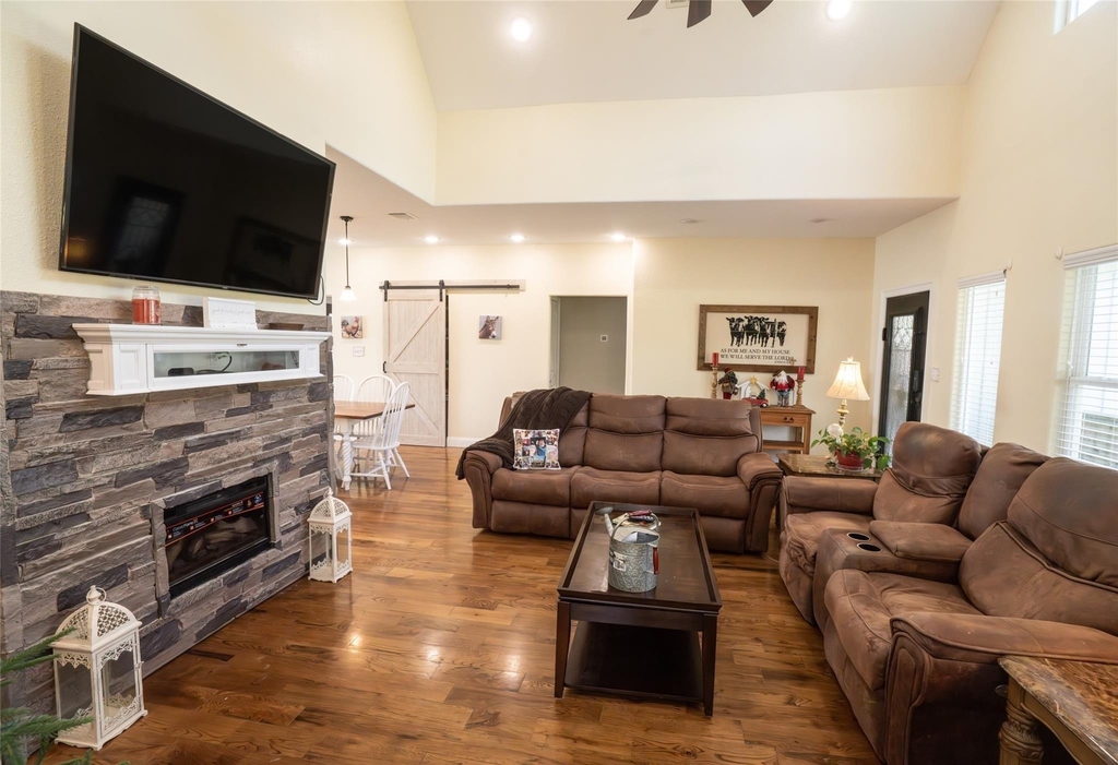 3730 Harvey Road - Photo 8