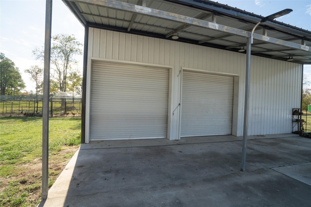 3730 Harvey Road - Photo 32