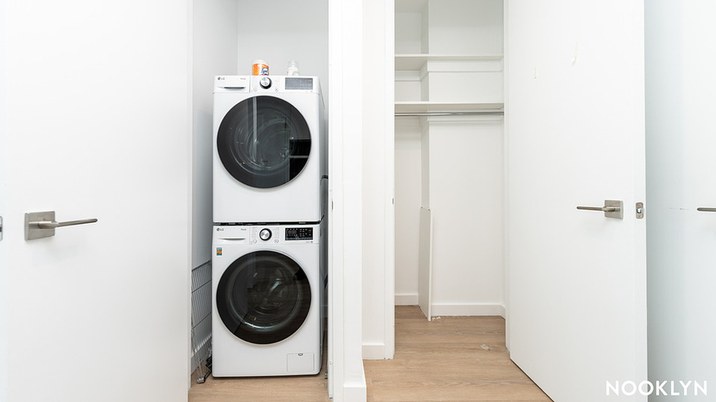 527 Grand Ave - Photo 10
