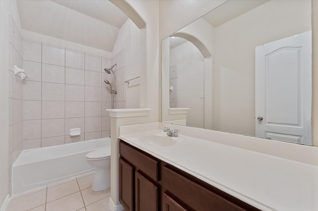 26116 Chivalry Court - Photo 16