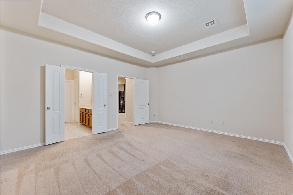 26116 Chivalry Court - Photo 8