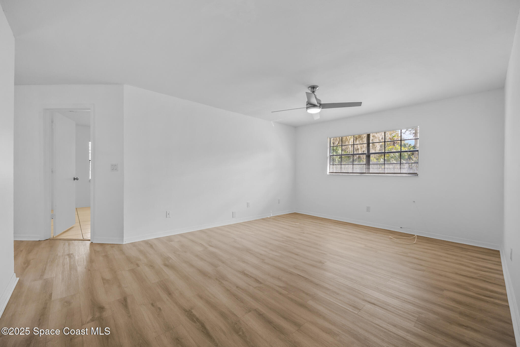 2509 Mitchell Avenue - Photo 5