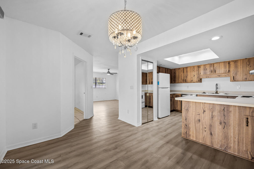 2509 Mitchell Avenue - Photo 3