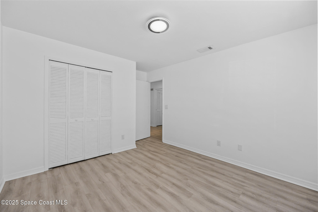 2509 Mitchell Avenue - Photo 12