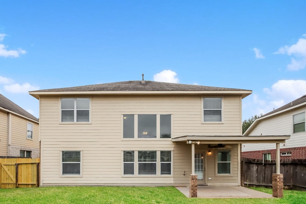 9410 Mustang Park Court - Photo 13