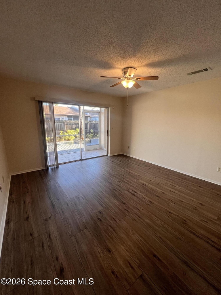1116 Mary Joye Avenue - Photo 8
