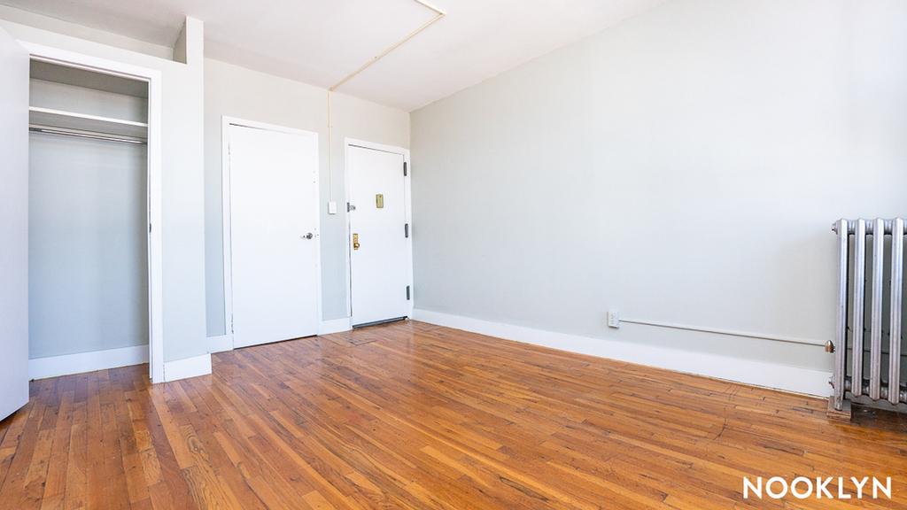134 Grattan St - Photo 12