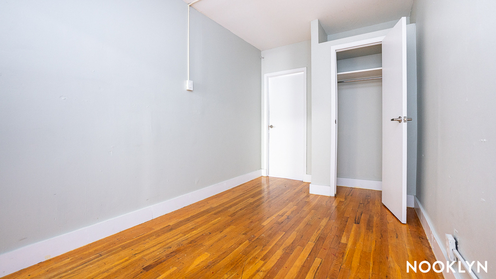 134 Grattan St - Photo 9