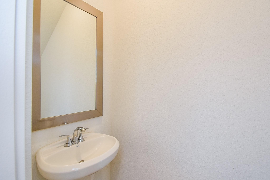 2526 Seedling Street - Photo 19