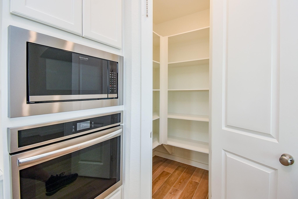 2526 Seedling Street - Photo 11