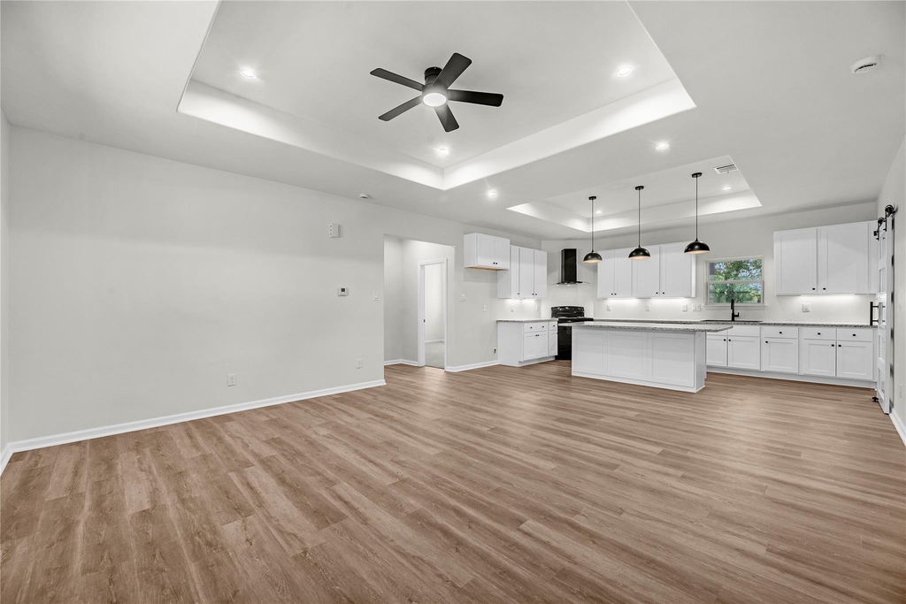 1902 Westview Drive - Photo 7