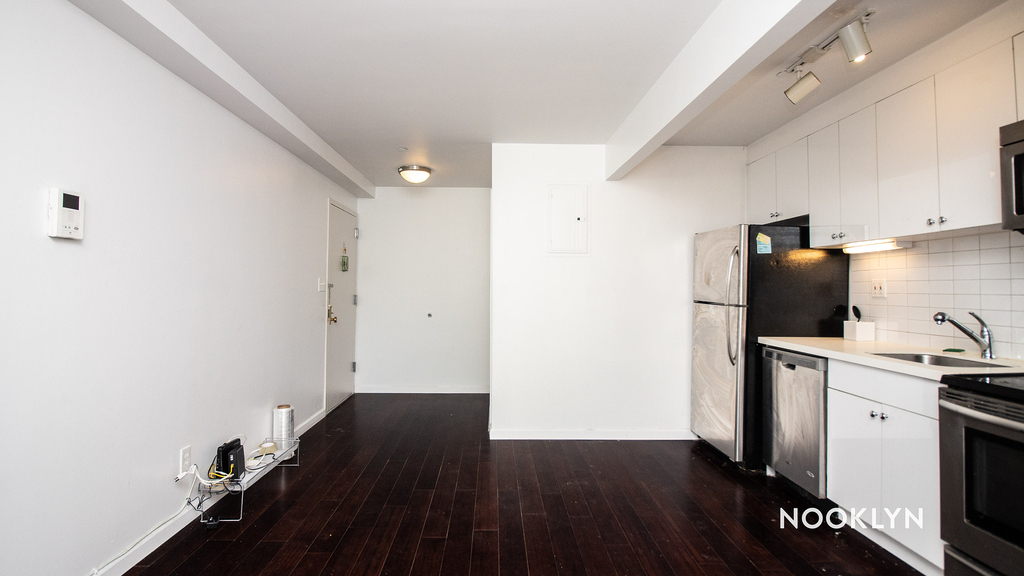 286 Stanhope St - Photo 19