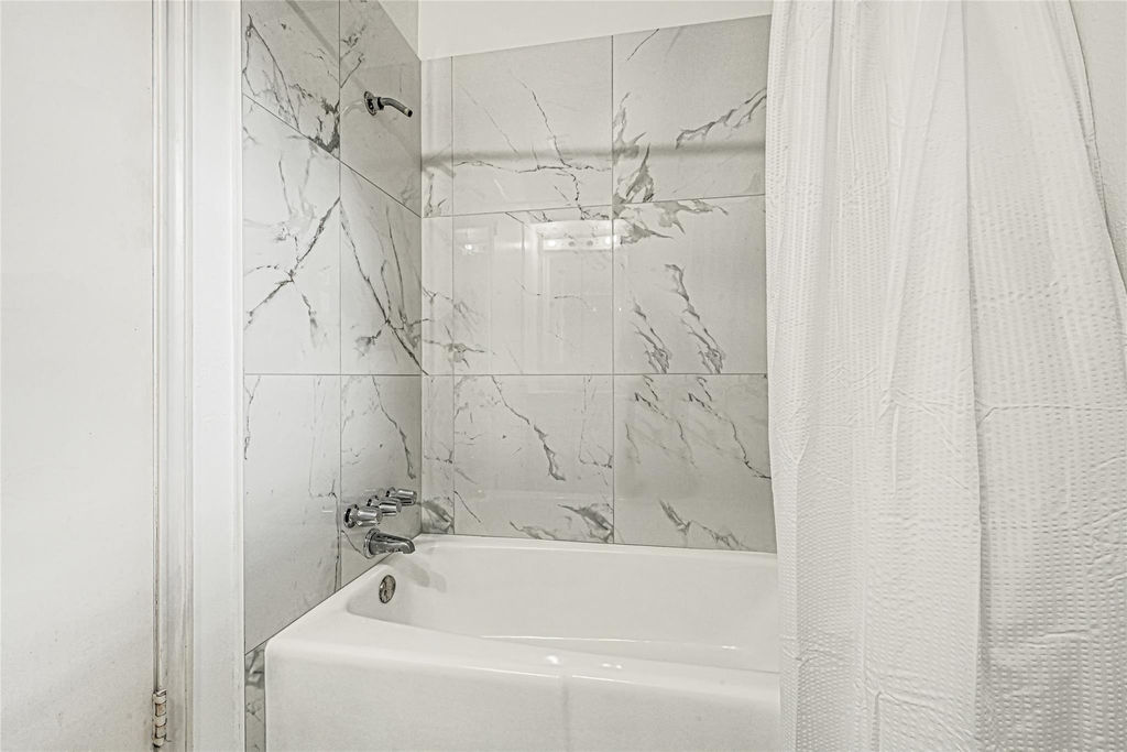 1501 Greenwood Dr - Photo 17