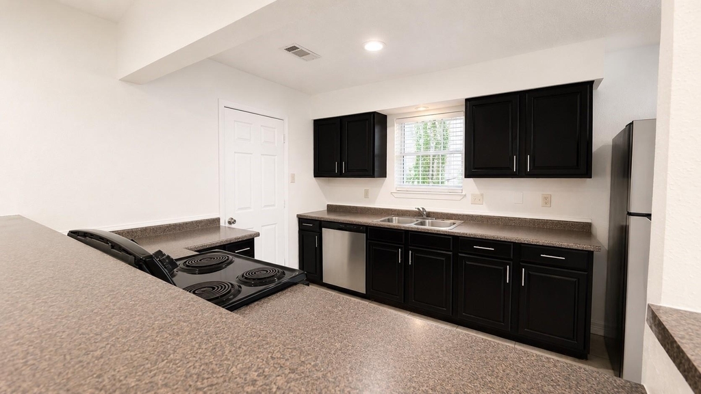 1823 Pewter Court - Photo 11