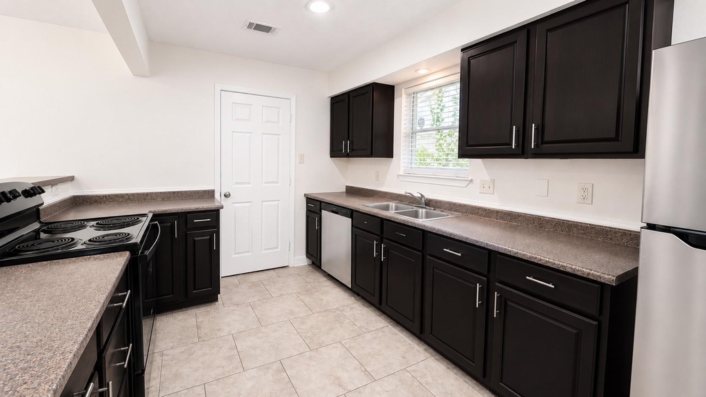 1823 Pewter Court - Photo 10