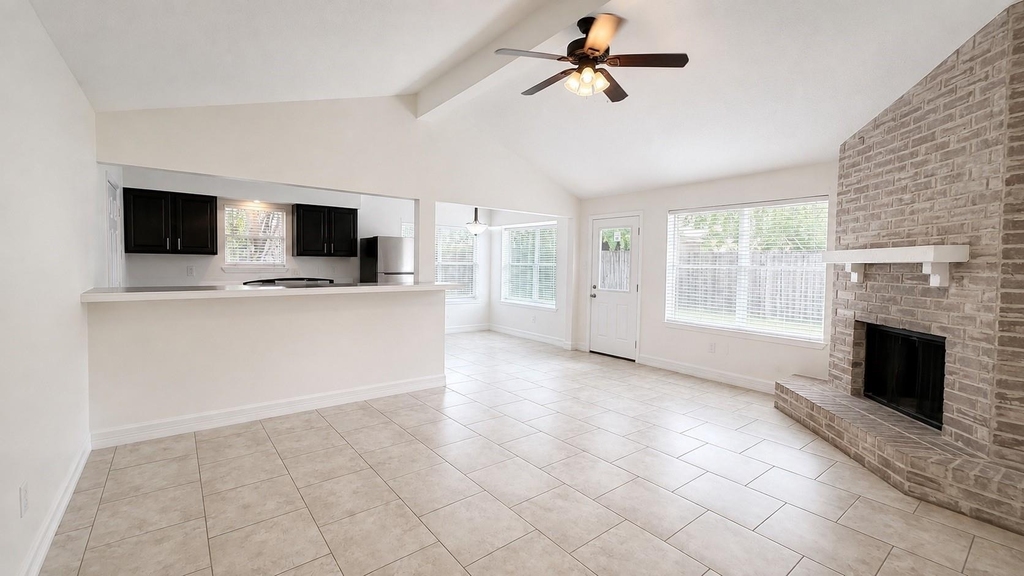 1823 Pewter Court - Photo 4