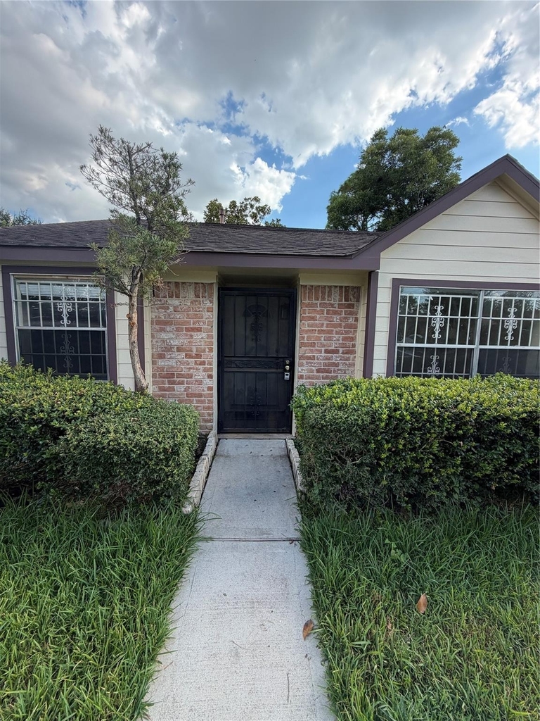 11419 Sharpcrest Street - Photo 0