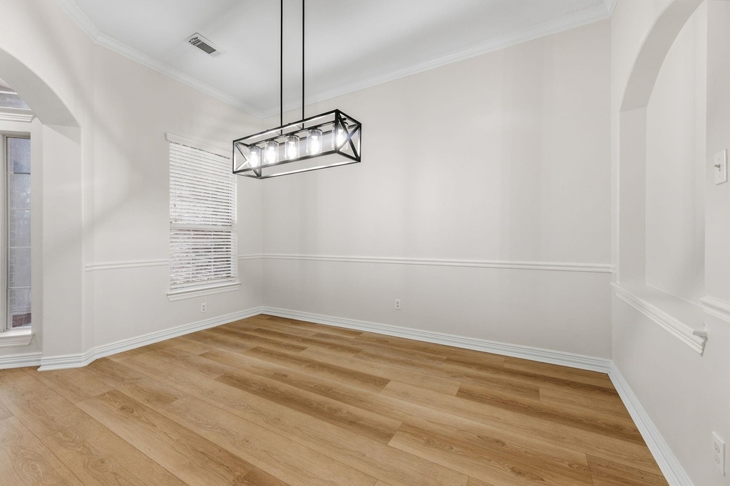 4432 Mae Street - Photo 6