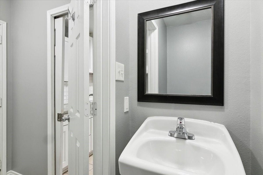 8540 Glen Meadow Lane - Photo 6