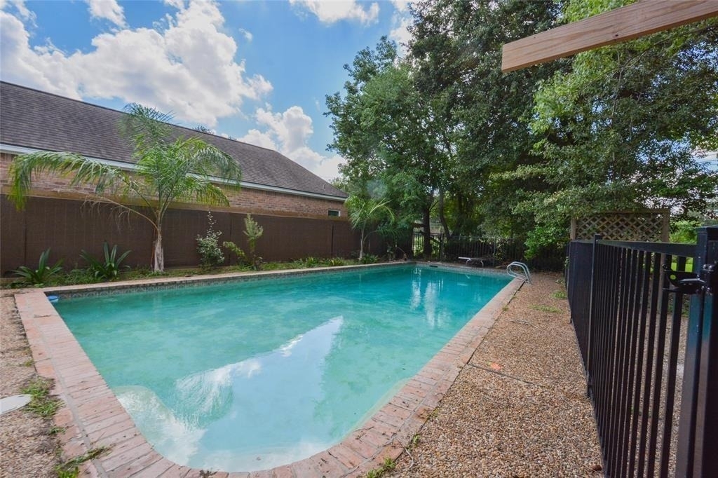 6110 Tam O Shanter Lane - Photo 1