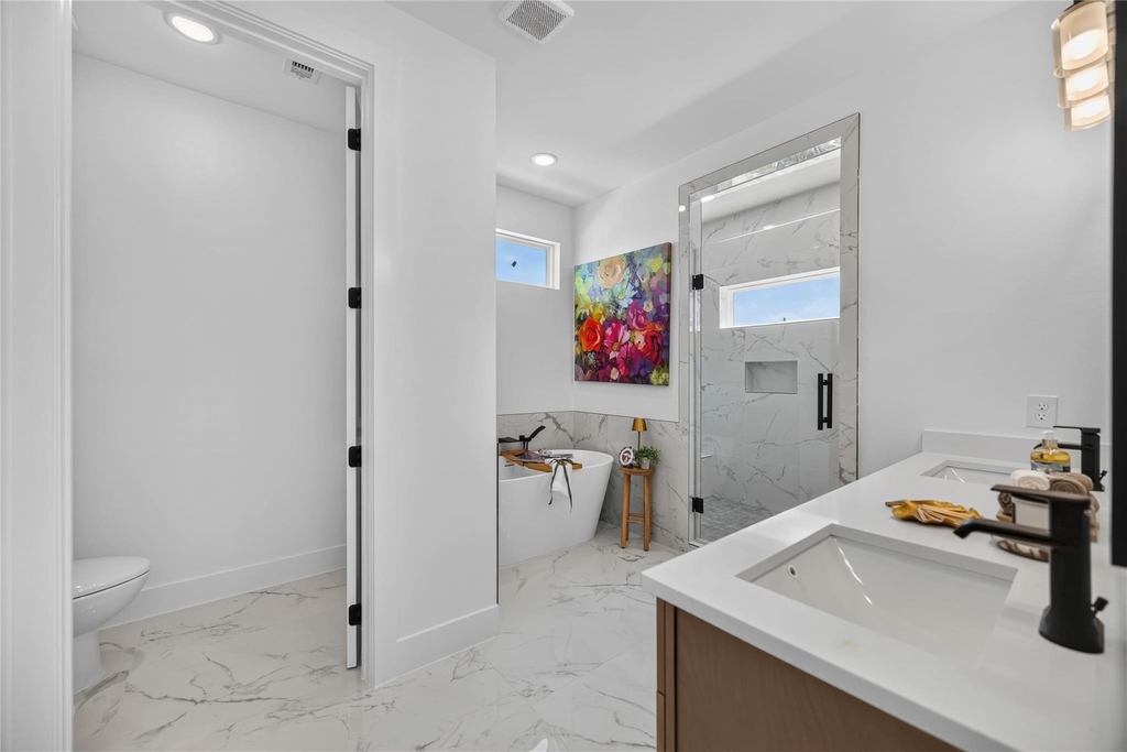 316 Walthall - Photo 23