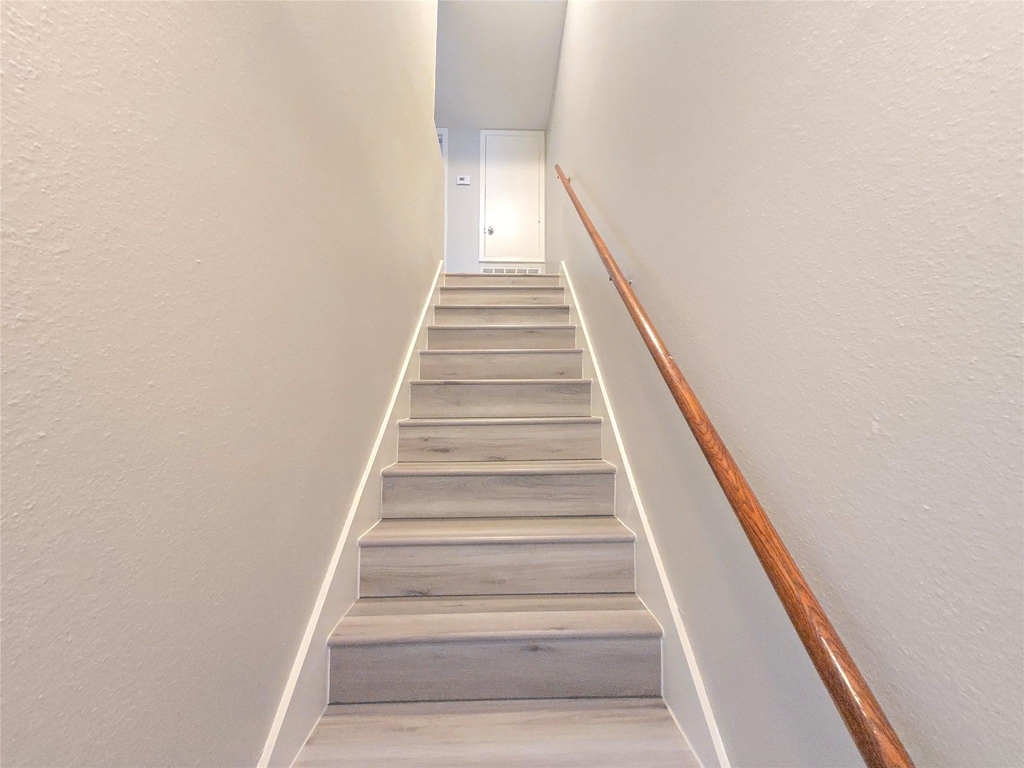 8101 Amelia Road - Photo 10
