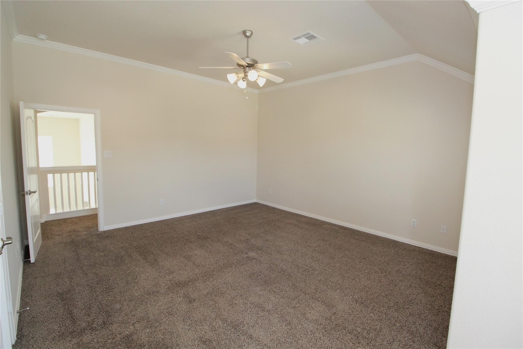 627 Oak Circle Drive E - Photo 21