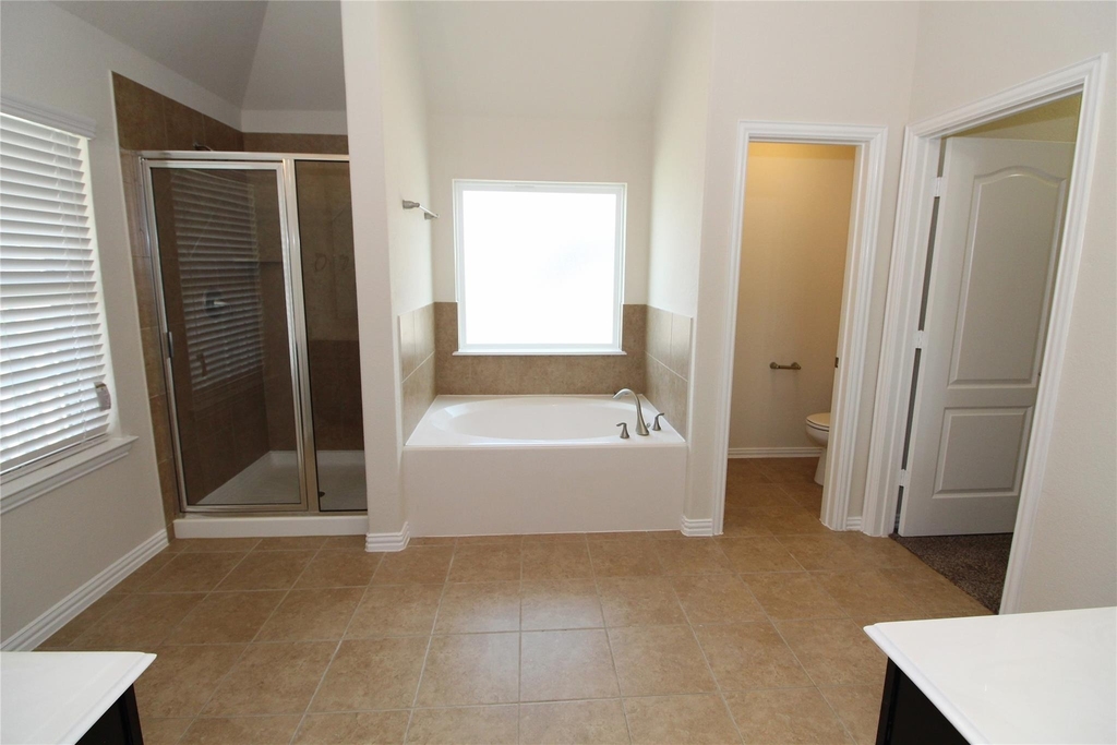 627 Oak Circle Drive E - Photo 25